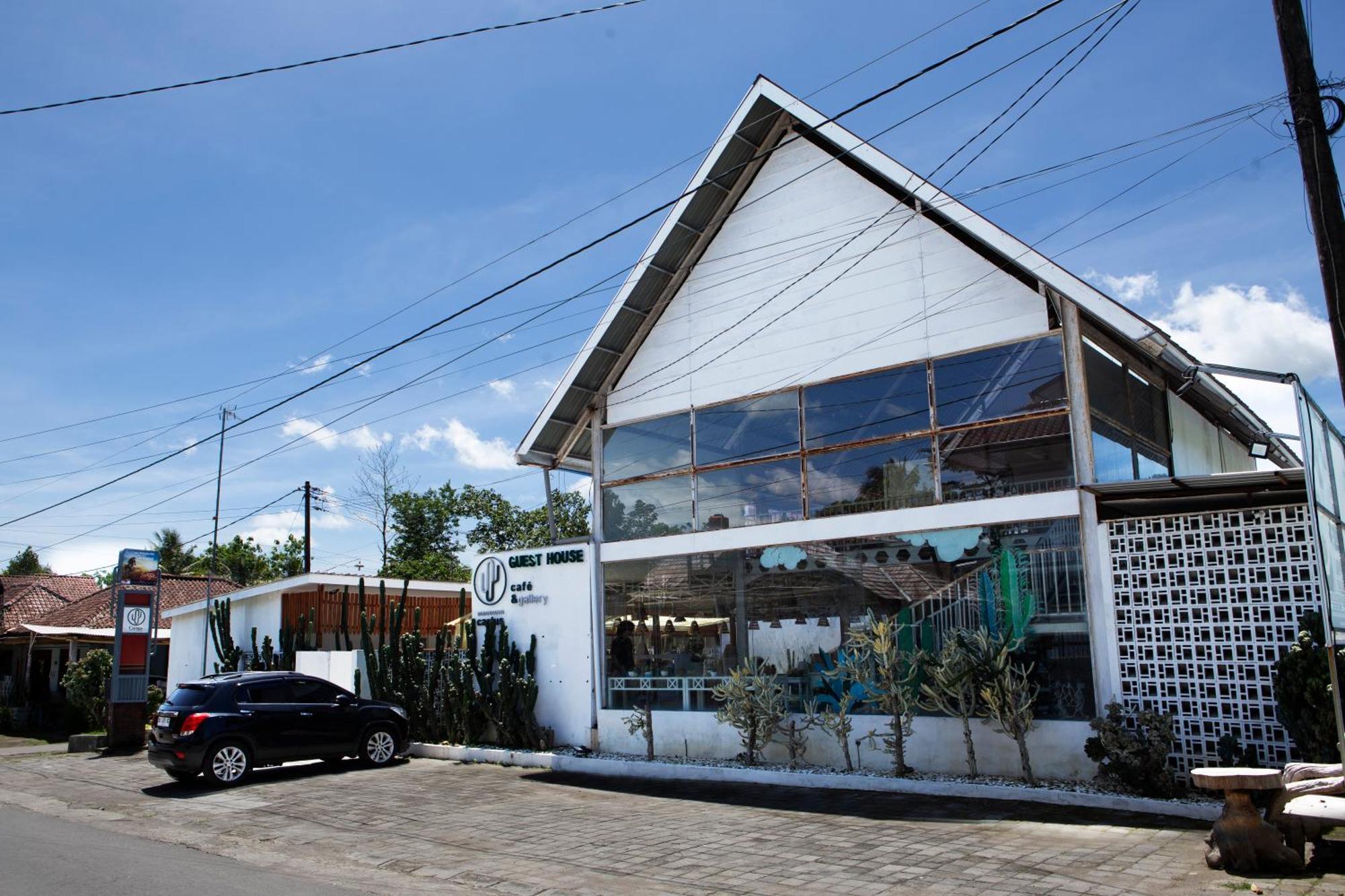 Cactus Guest House Borobudur Magelang Exterior photo